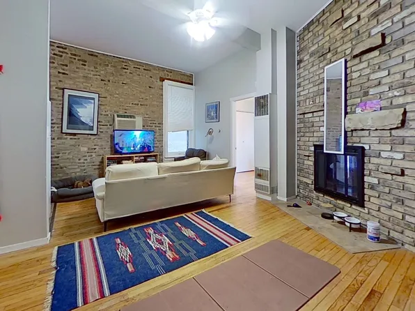 650 Briar, 650 W Briar Pl APT 1RW, Chicago, IL 60657
