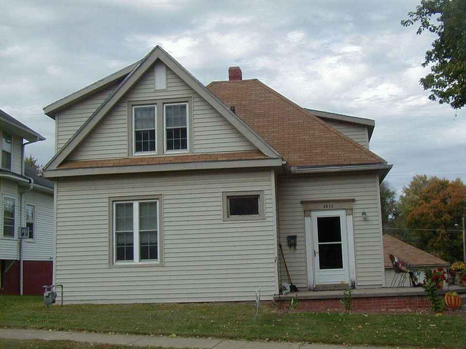1st image of 2633 Jules St