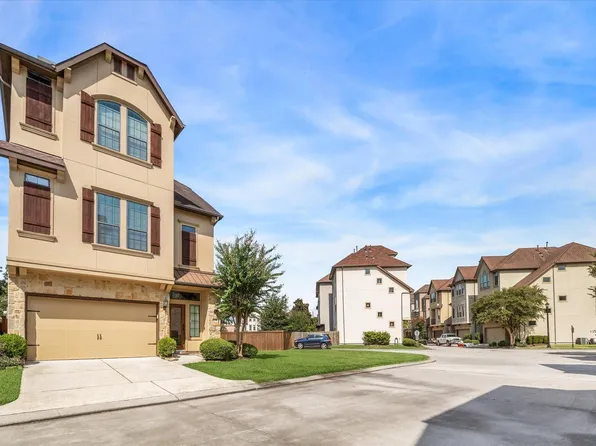2726 Kings Retreat Circle, Kingwood, TX 77345