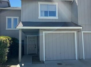 1060 Memorial Dr #C, Hollister, CA 95023