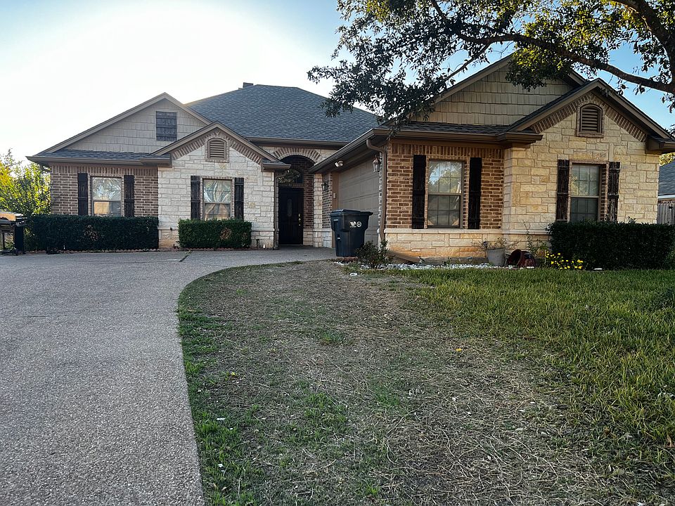 1st image of 2909 Pueblo Dr