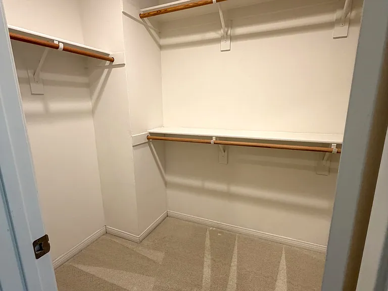 6363 Hazel St — Photo 15
