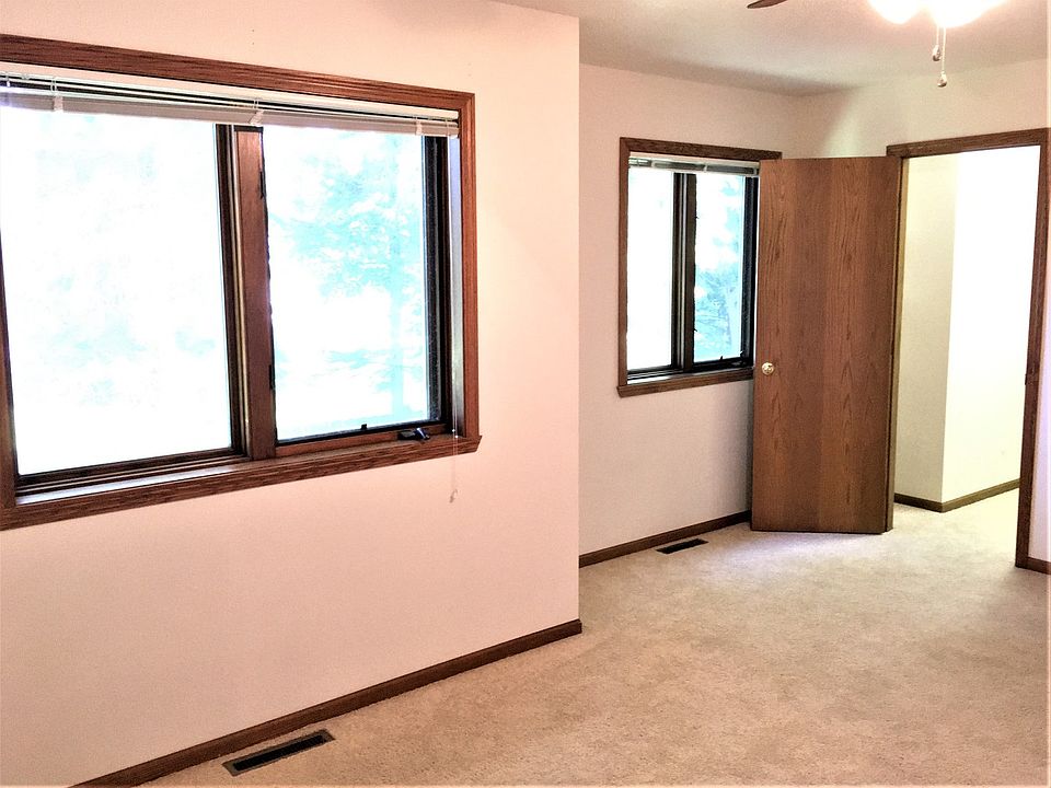 1st image of 2925 40th Ave S #90E373058
