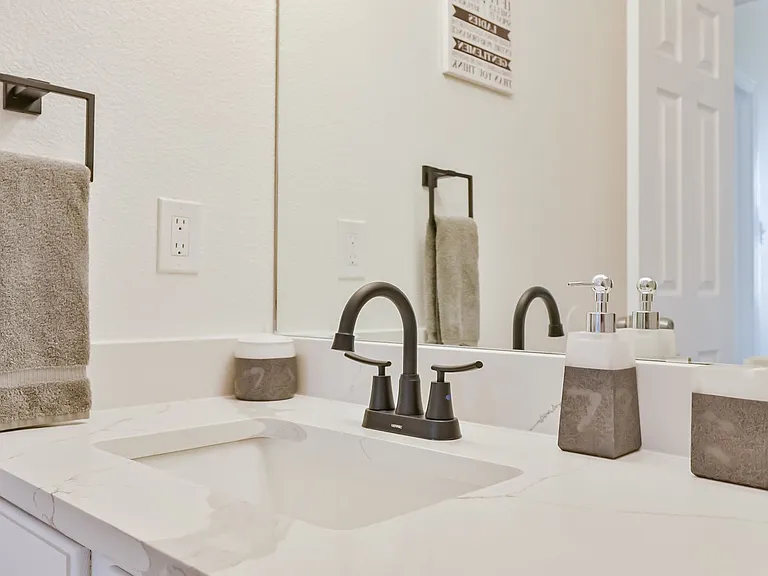 2735 Water Oak Dr — Photo 20