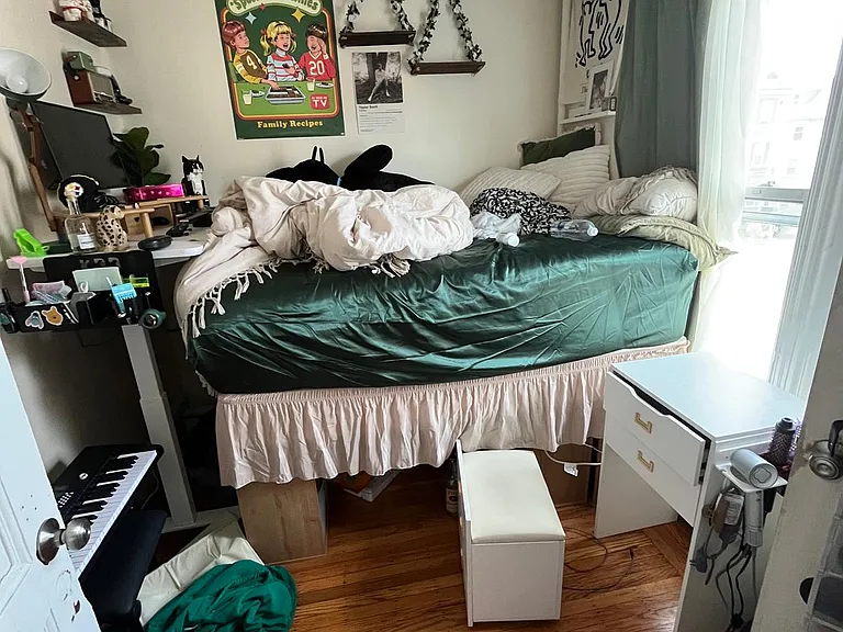 80 Hillside St #2U — Photo 5