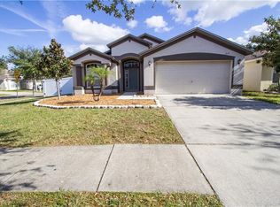 517 9th St NE, Ruskin, FL 33570
