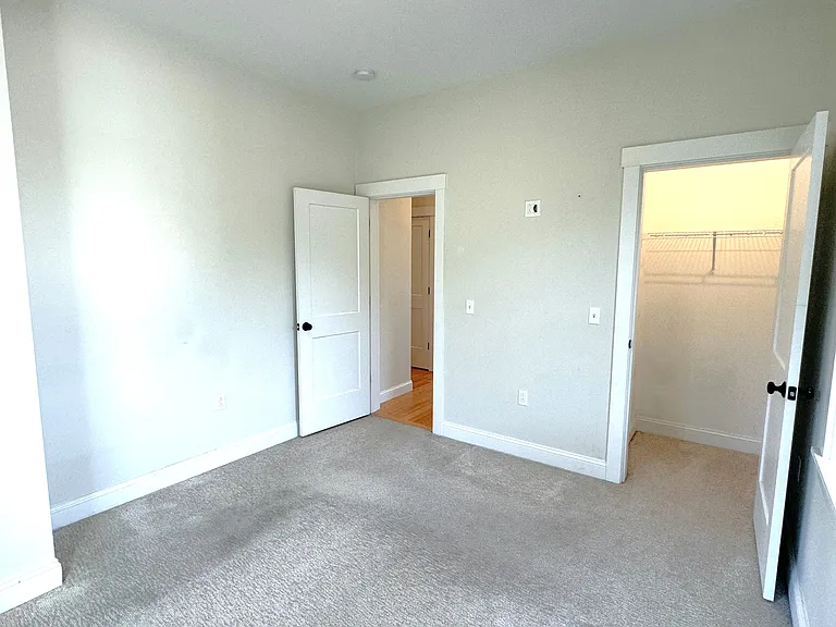 7 Faxon Park Rd #D — Photo 17