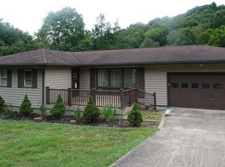 139 Evun Breth Acres Rd, Buckhannon, WV 26201