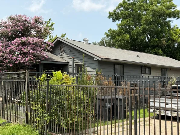 3021 Brackenridge St, Houston, TX 77026