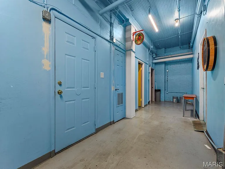 1007 Russell Blvd — Photo 13