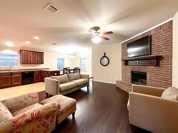 3rd image of 2022 Karsen Ln