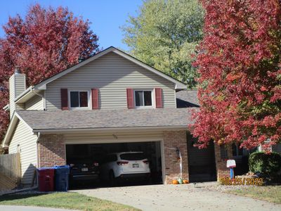 702 S Taylor Cir, Papillion, NE, 68046