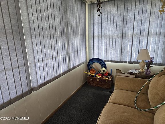 3rd image of 69 D Hope Road