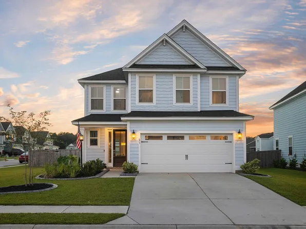 673 Black Pine Rd, Moncks Corner, SC 29461
