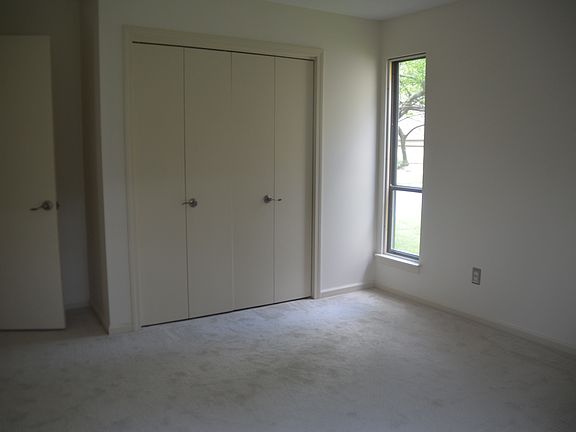 4th image of 821 Heritage Vlg #A