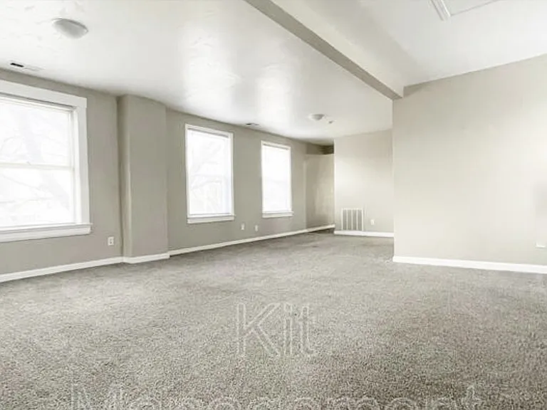 2248 Broadway St #UPPER — Photo 4