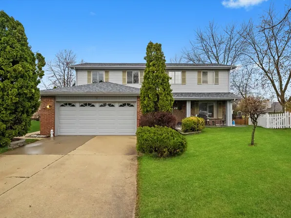 3 Lorraine Ave, Woodridge, IL 60517