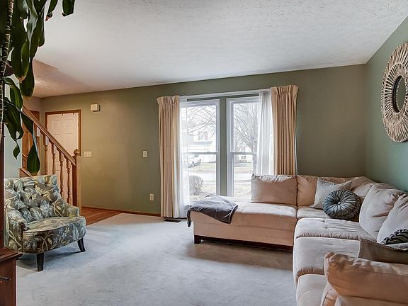 3rd image of 3862 Buckskin Ct