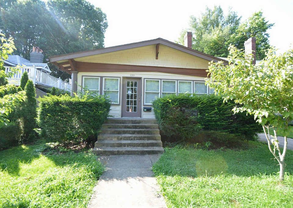 1st image of 220 Clay Ave