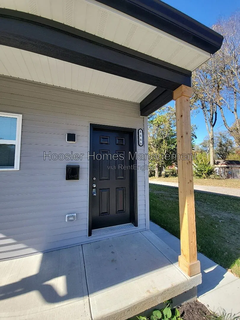 2 bed, 2.0 bath, 972 sqft, $1,700 — Photo 2