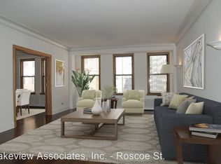 429 W Roscoe St #1A, Chicago, IL 60657