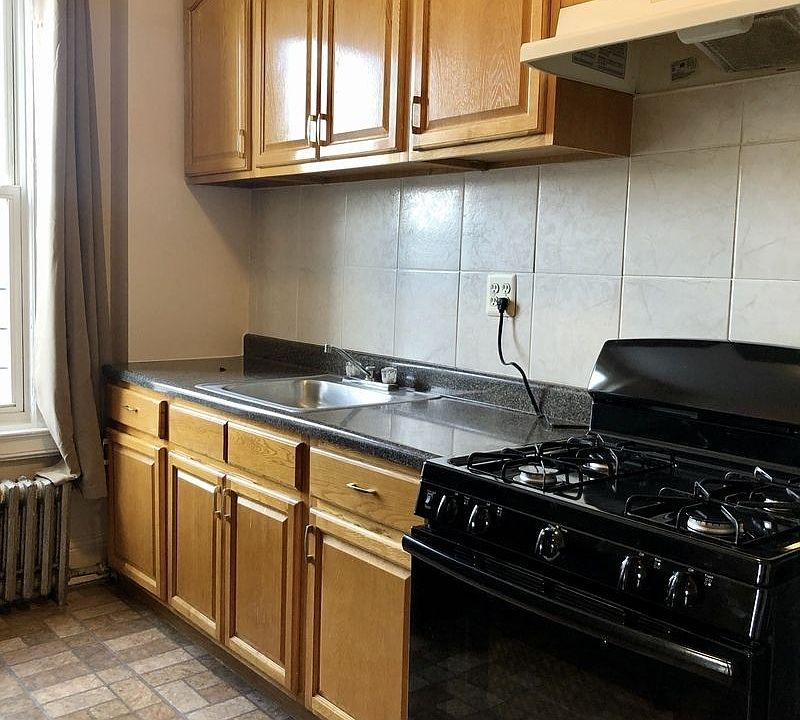 1st image of 4715 30th Ave APT 3