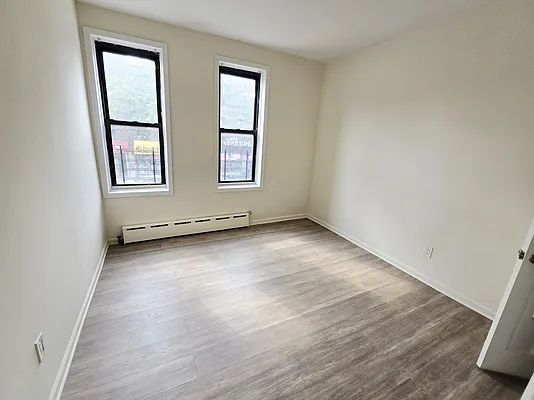 Rented by Voro Purple LLC | media 9