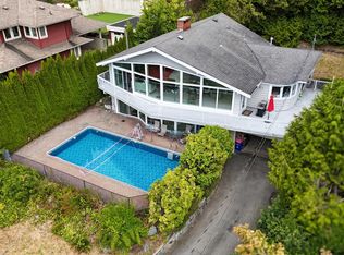 1725 Rosebery Ave, West Vancouver, BC V7V2Z5