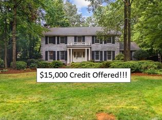 3039 Lake Forest Dr, Greensboro, NC 27408