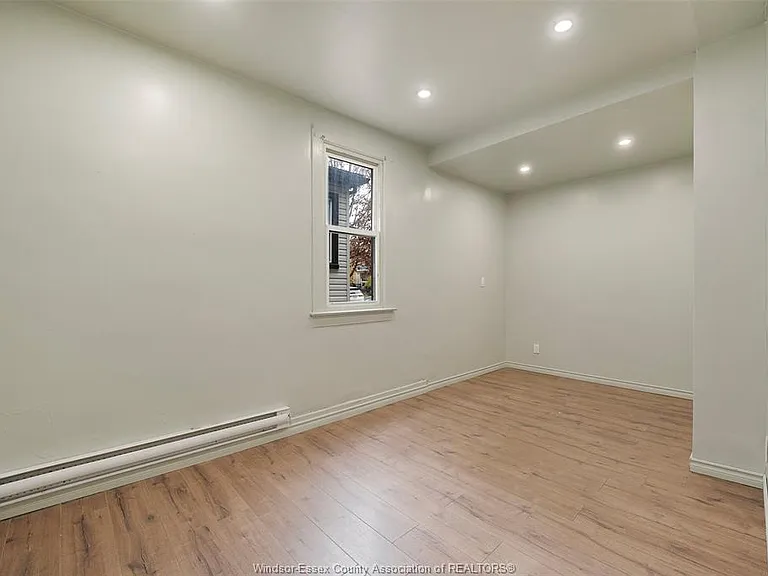 989 Lincoln Rd — Photo 6