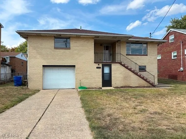 124 California Ave, Weirton, WV 26062