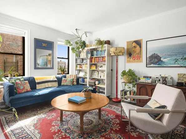 192 E 8th St APT 6A, Brooklyn, NY 11218