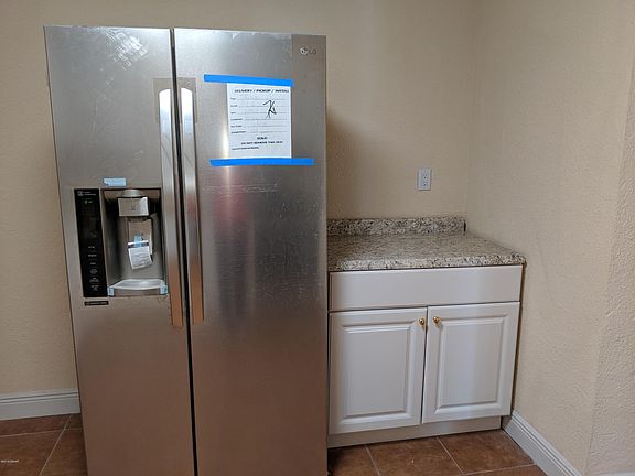 5th image of 380 Coquina Ave