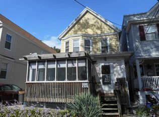 33 W 42nd St, Bayonne, NJ 07002