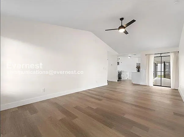 1304 SE 11th St — Photo 6