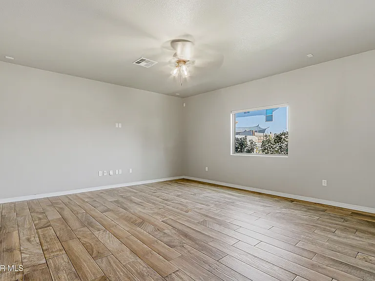 14844 Sunny Land Ave — Photo 8
