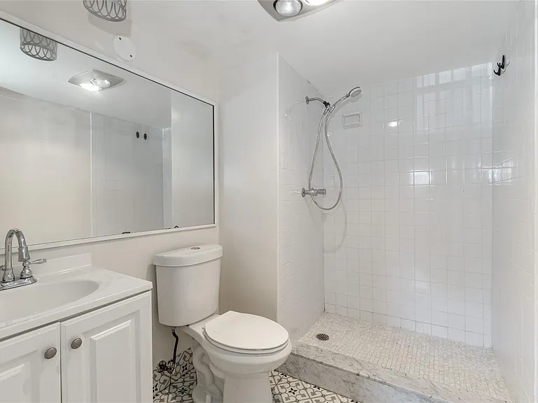 9523 S Hollybrook Lake Dr #107 — Photo 4