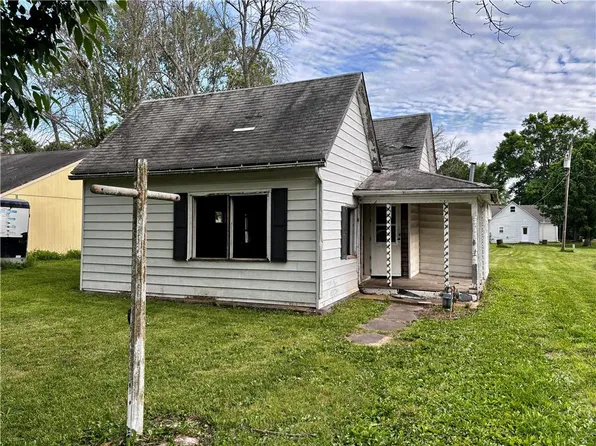 316 E Maple St, Drexel, MO 64742