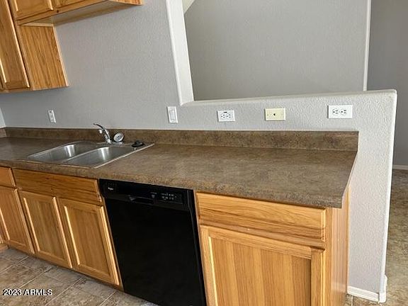 5th image of 16825 N 14TH Street N #31
