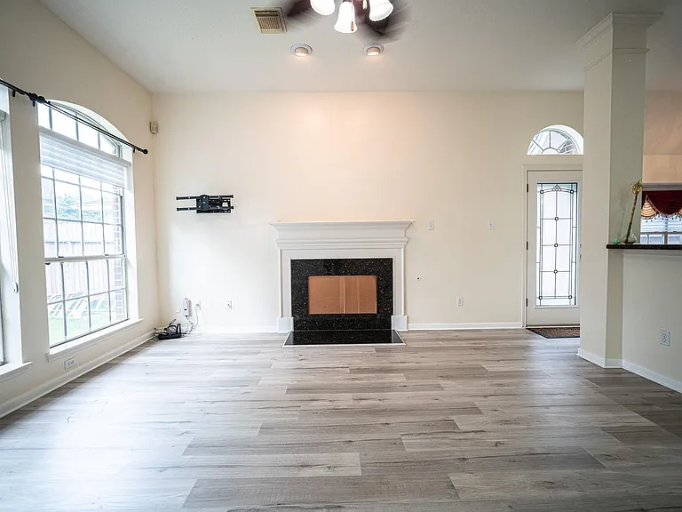 4503 Oak Valley Dr — Photo 17