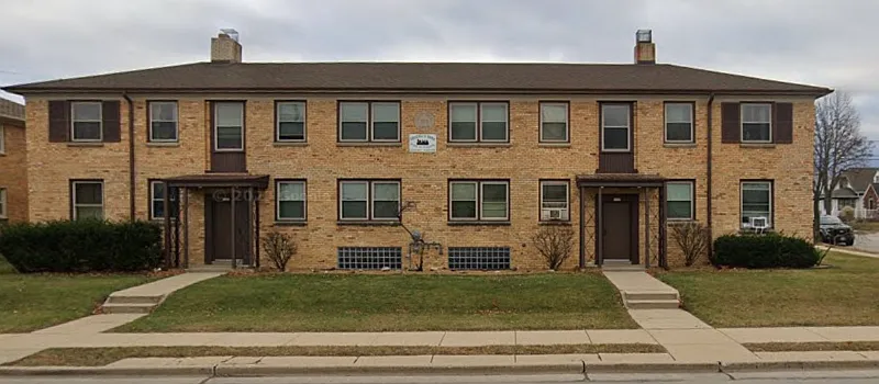 5723 W Lincoln Ave #4
