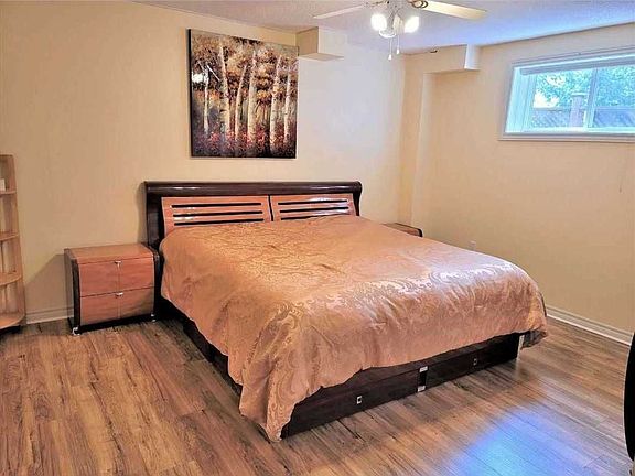 3rd image of 29 Glenhill Dr