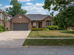 5 Beechwood Cres, Pelham, ON L0S 1E7