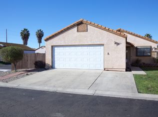 2203 N Chestnut Ln, Santa Maria, CA 93458