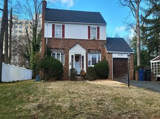 612 W 8th St, Plainfield, NJ 07060