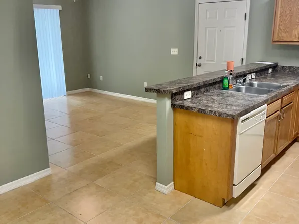 2208 NE 3rd St, Ocala, FL 34470