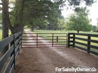 679 Spring Creek Law Rd, Jackson, TN 38305