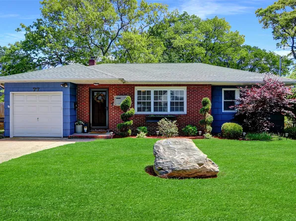 77 N Prospect Avenue, Patchogue, NY 11772