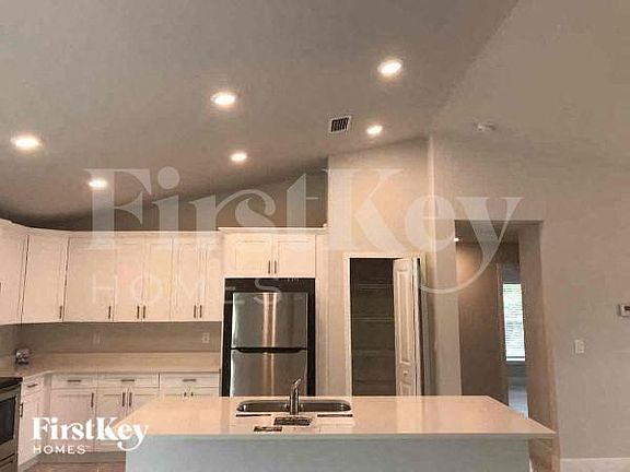 5th image of 6114 Holt Ct