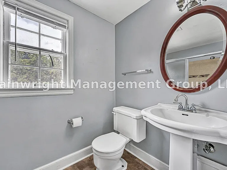 4374 Sheldon Dr — Photo 15